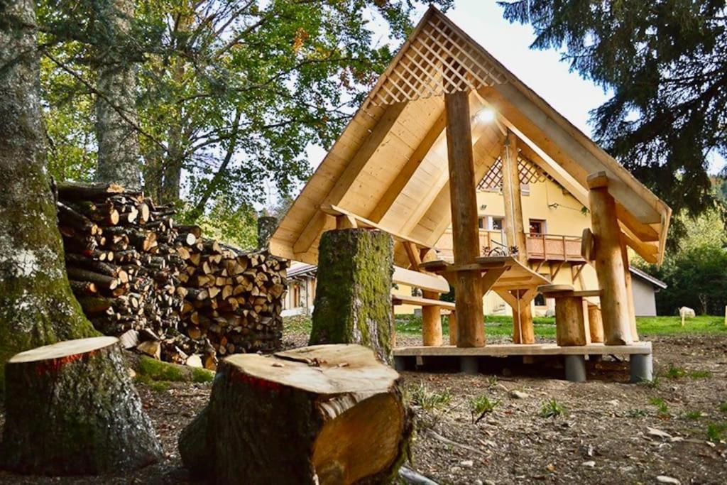 Le Petit Loup, Appartement Neuf Avec Jardin Gerbépal Exterior photo